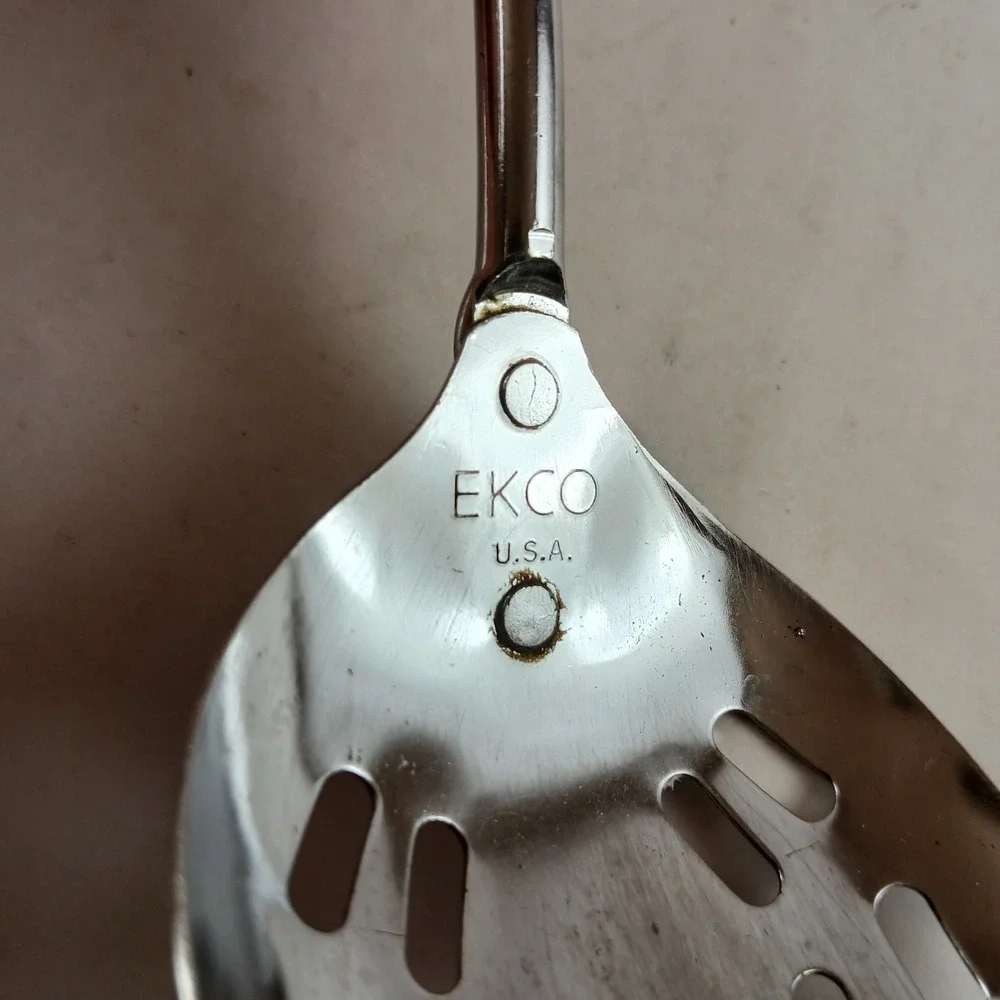 Vintage Ekco Slotted‎ Serving Spoon Stainless Steel Beige Plastic Handle